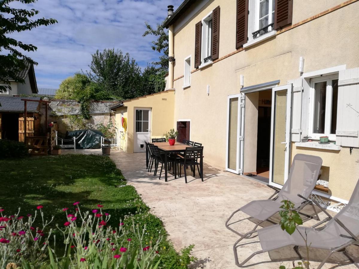 Celine'Home Saint-Germain-sur-Morin Eksteriør bilde